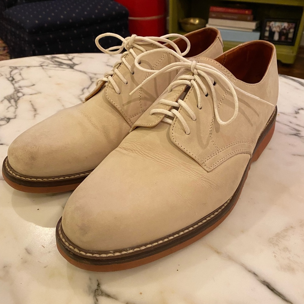 Alan Payne White Bucks 9.5D